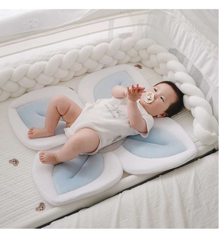 Baby bath mat can lie down fold newborn creative flower bath mat baby bath lotus safety cushion