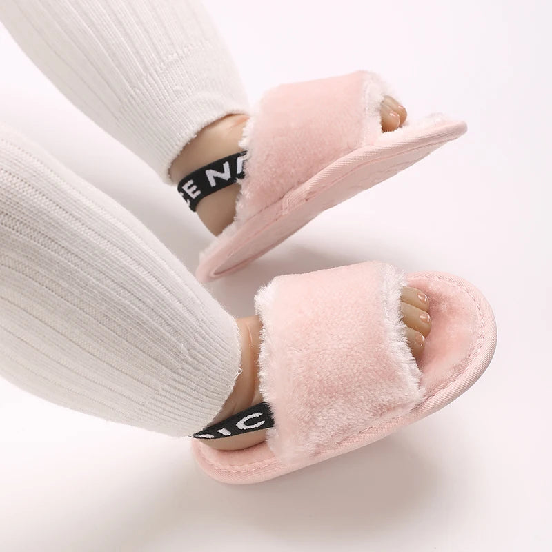 Plush Cute baby toddler Shoes Baby sandals  baby Slippers Suitable For newborn baby girl boy